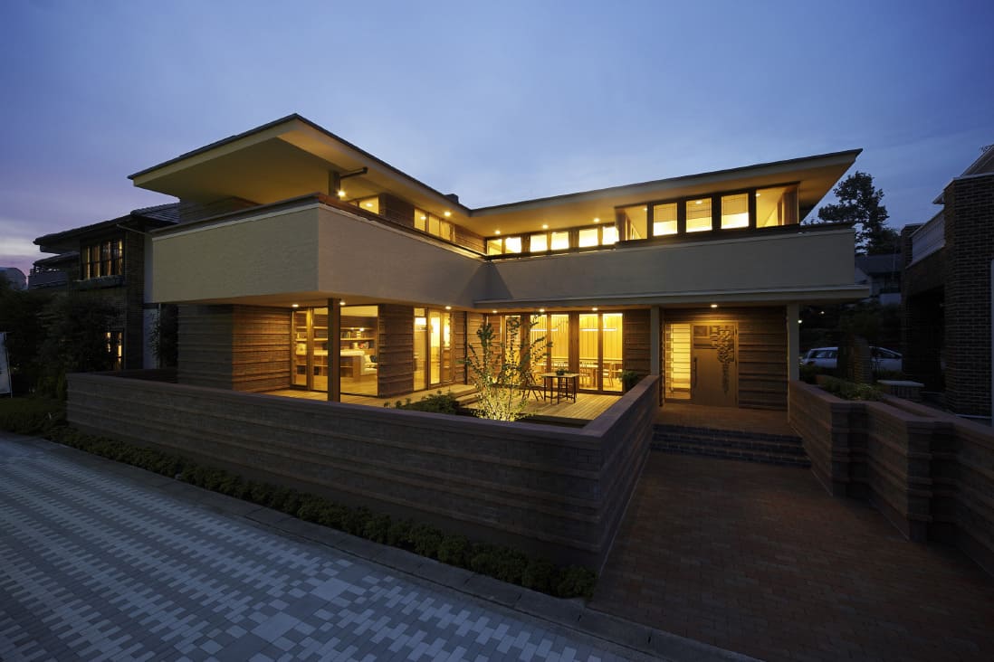 Frank Lloyd Wright 1867.6.8-1959.4.9 フランク·ロイド·ライト