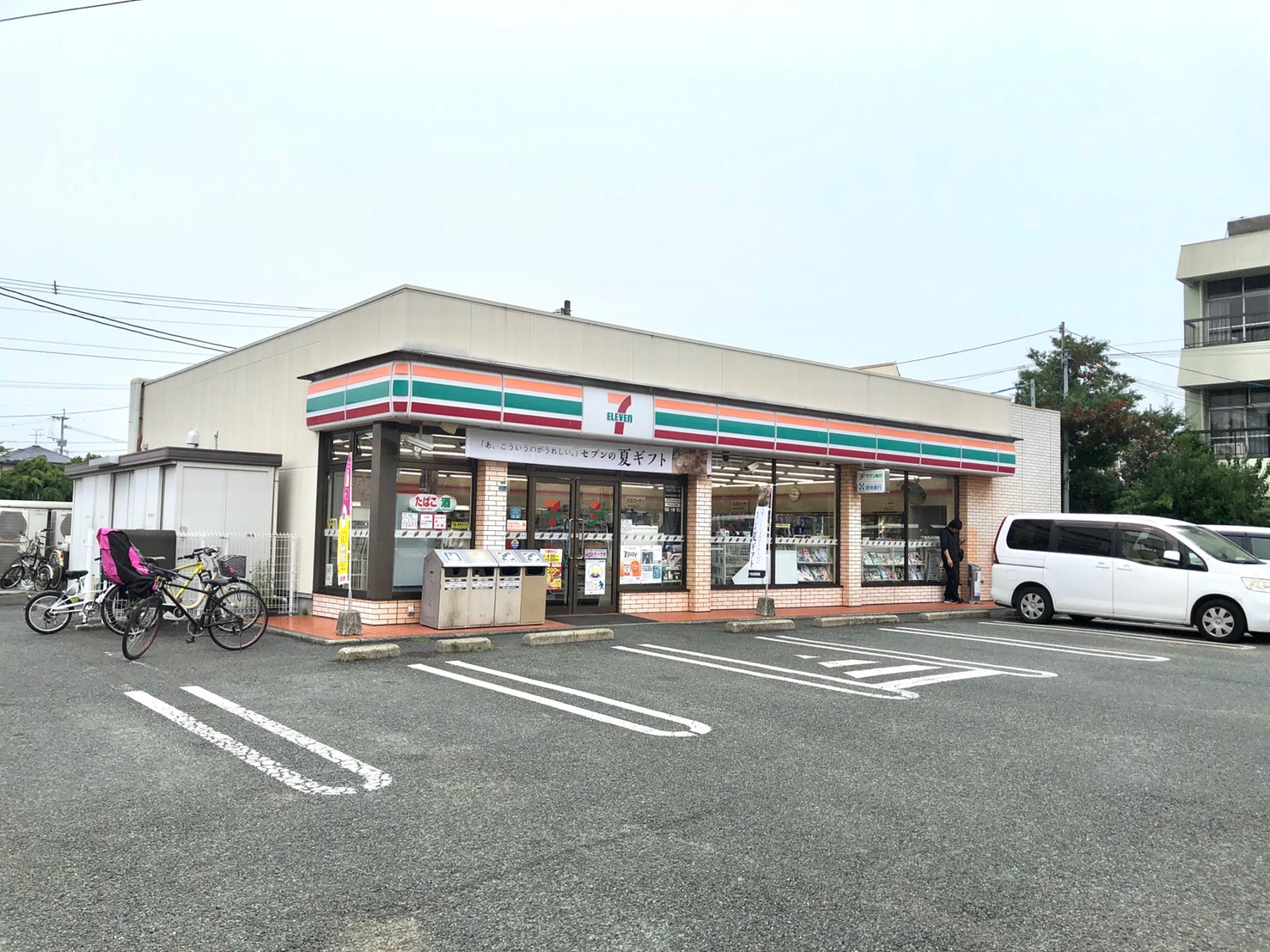 セブンイレブン　熊本灰塚店