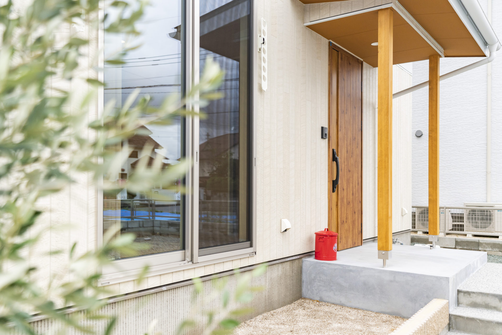 間取りで生み出す広々リビングの家