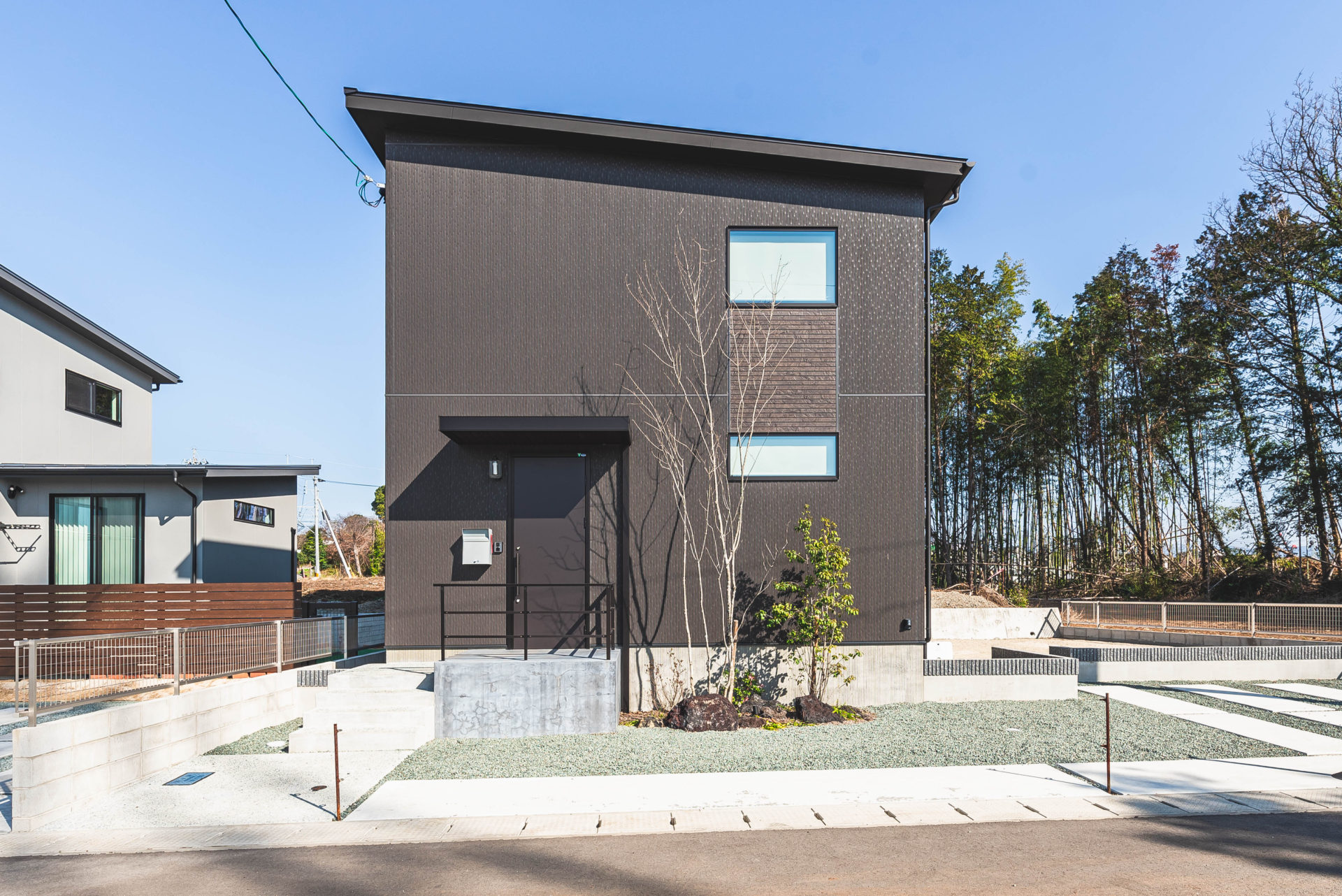 家族の趣味と想いを詰め込む倉庫みたいな家 施工事例 オーナー様の声 熊本の土地 分譲地 新築一戸建て 建売ならアネシス 公式